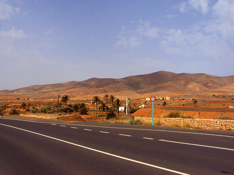 Entroterra Fuerteventura con case coloniche tradizionali