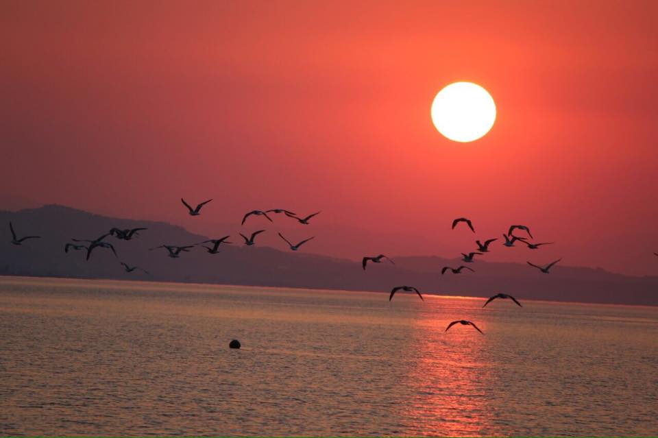 cariati marina provincia di cosenza tramonto sulla spiaggia del vascellero