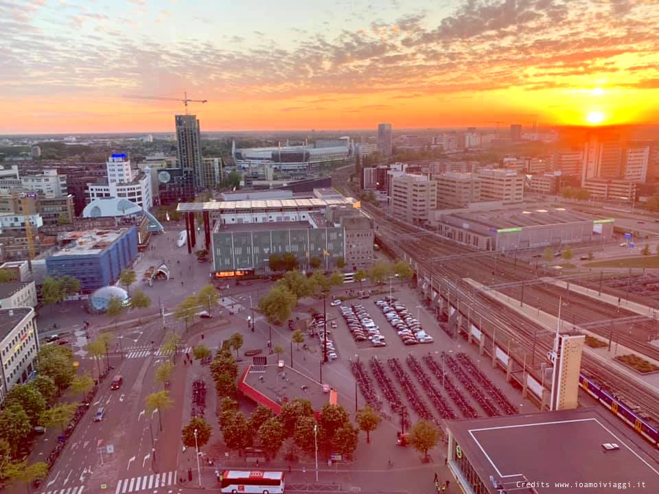 eindhoven al tramonto