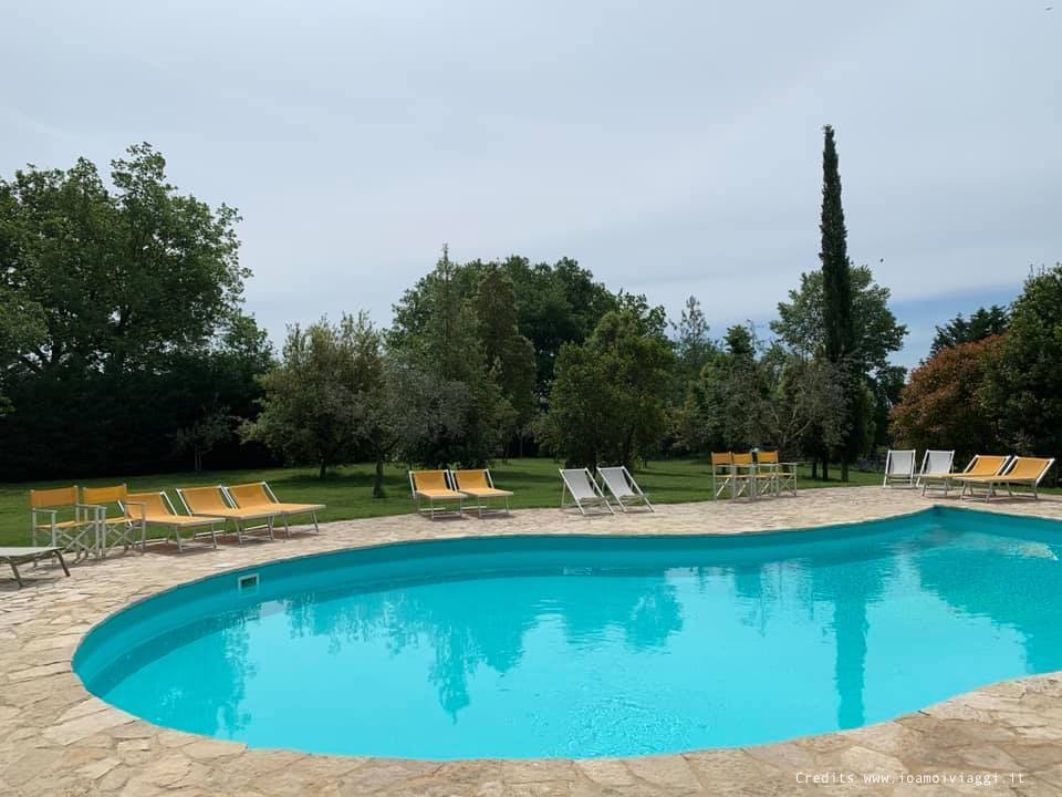 agriturismo con piscina in toscana