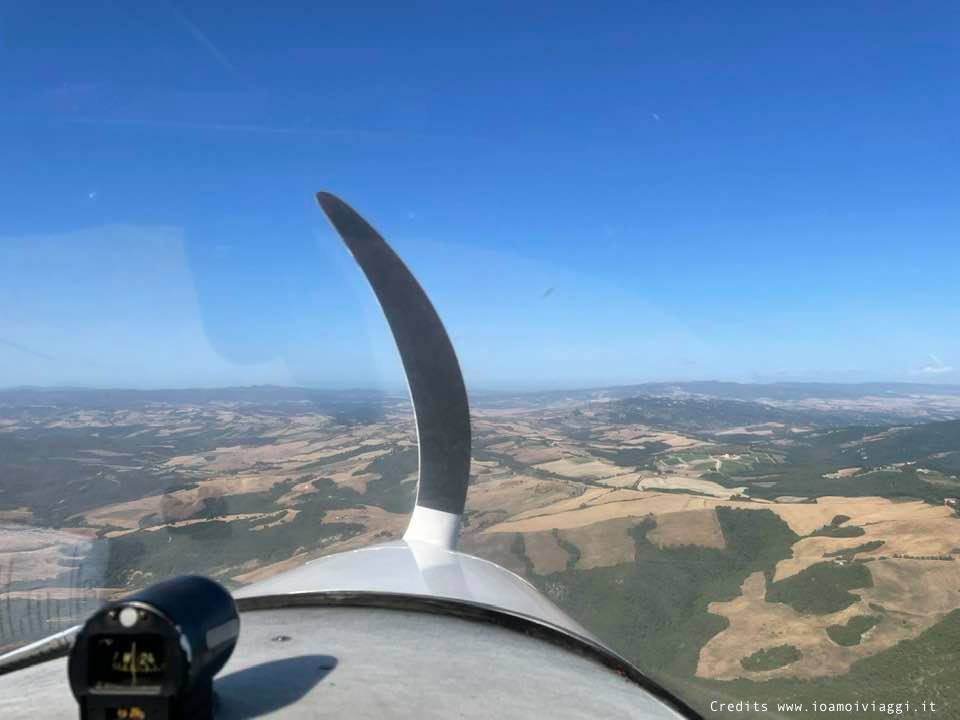 volare sopra la toscana